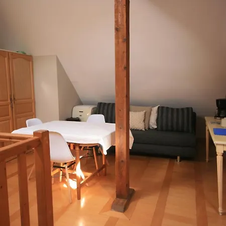Rapp Apartment *